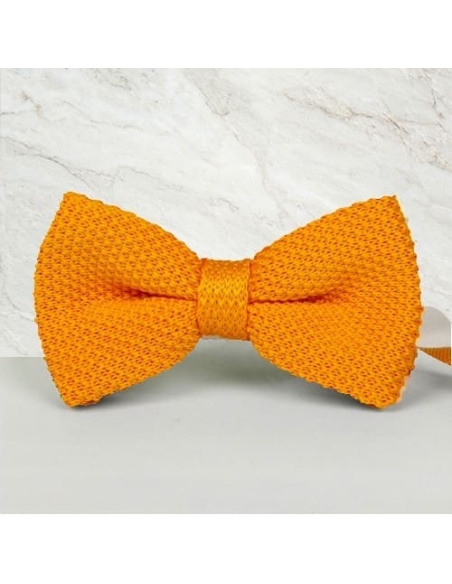 noeud papillon tricot jaune orange élégance décontractée