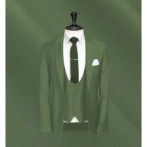 Ce costume de mariage vert olive clair sublime votre allure