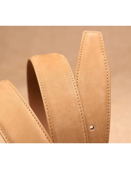 Ceinture en Nubuck Camel : Élégance et Confort au Quoti...