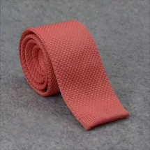 Cravate Tricot Corail : Élégance et Style | Costume Privé Paris