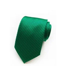 Cravate vert intense : Élégance et style | Costume Privé Paris