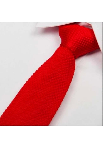 Cravate Tricot Rouge Vif - Élégance et Style Assuré