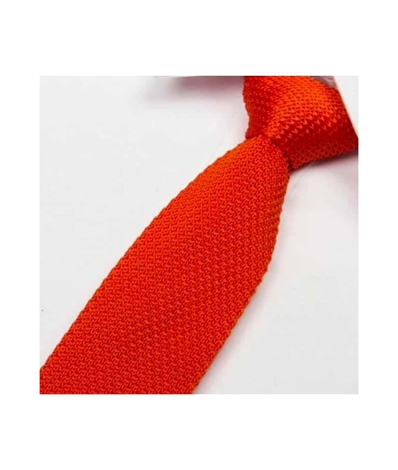 Cravate Tricot Orange : Élégance et Style Unique