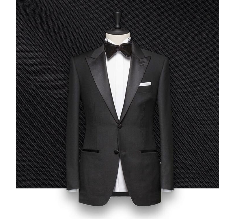 Smoking Noir Cran Aigu : Élégance et Style Inégalés