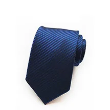 Cravate Bleu Roi Élégante pour un Style | Costume Privé Paris