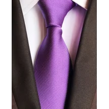 Cravate violette élégante pour un style | Costume Privé Paris