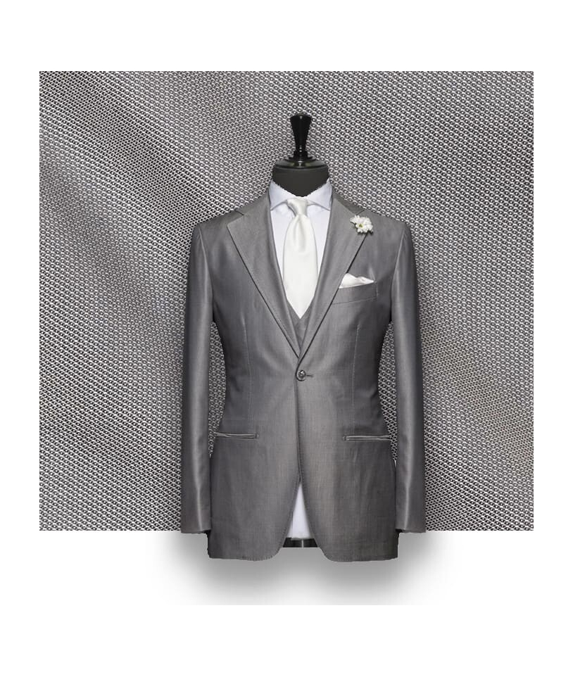 Costume Gris Argent 3 Pièces : Élégance et Style Assurés