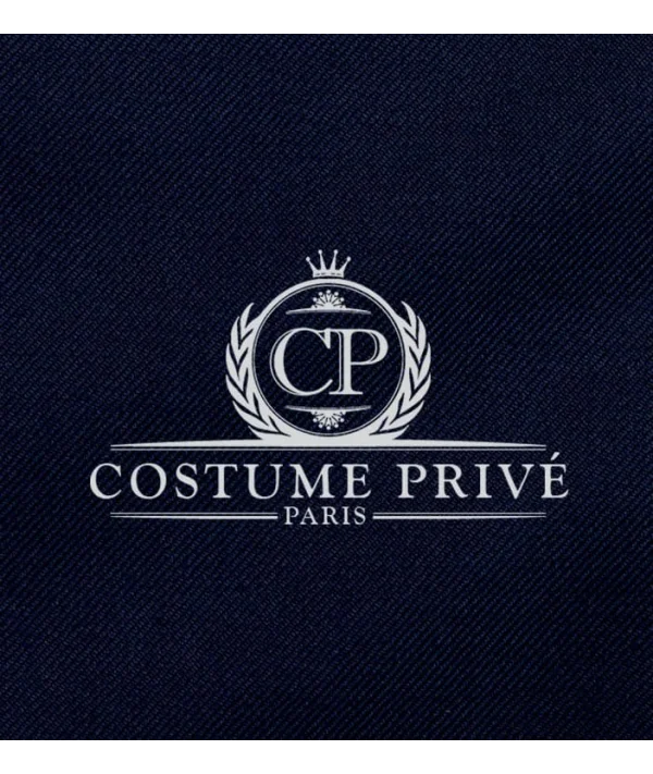 Costume Bleu intense 3 pièces — détail tissu et finition sur mesure