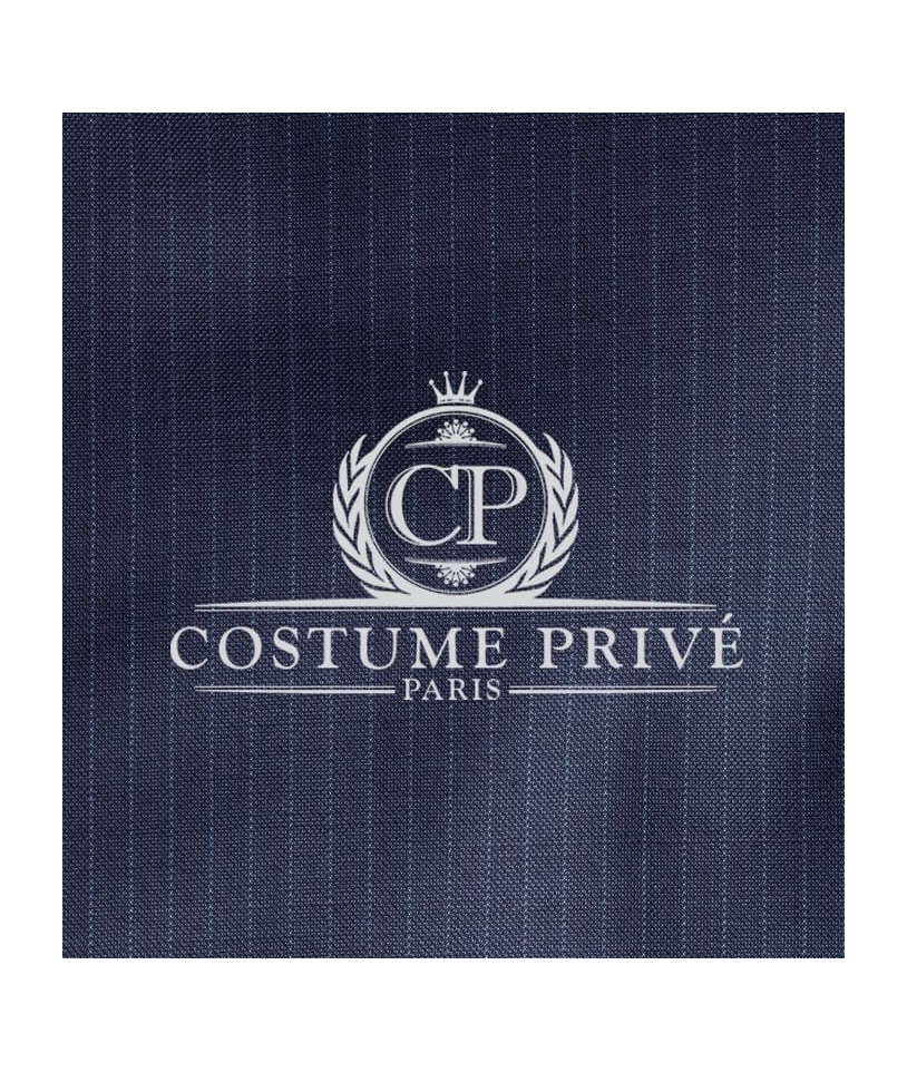 Costume Bleu Fines Rayures : Élégance et Style Assuré