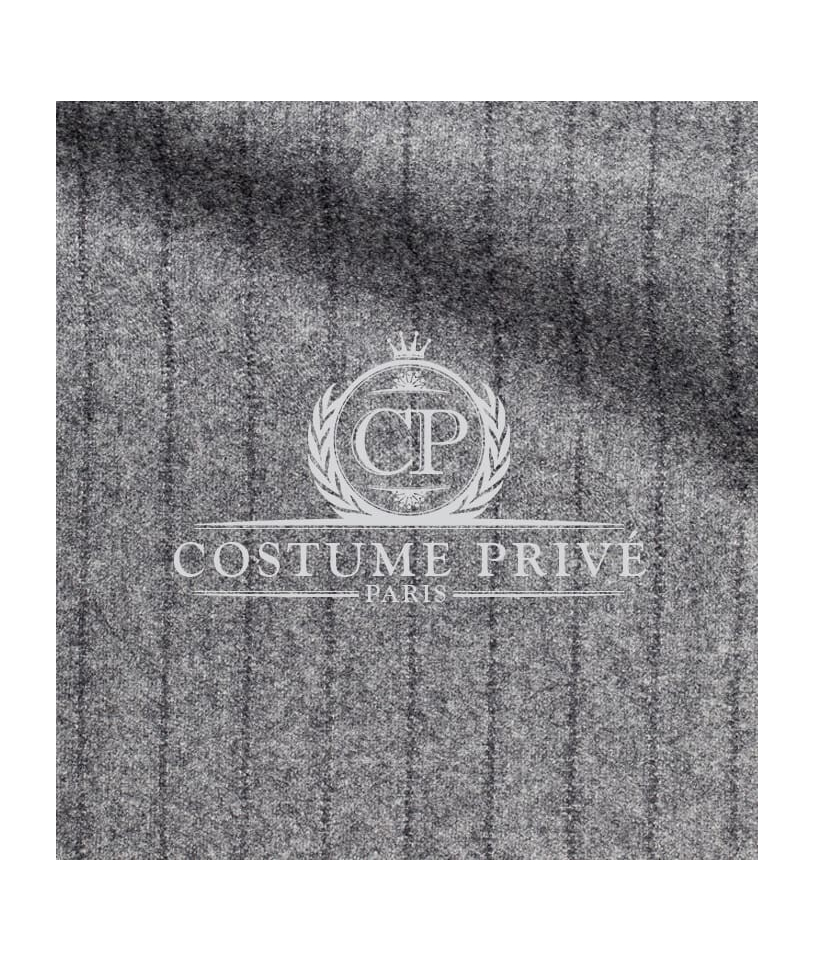 Costume Gris Rayures Foncées : Élégance et Style Assuré