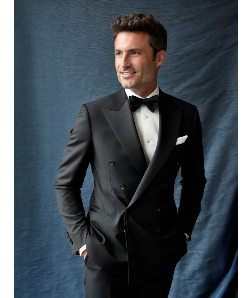 Smoking noir croisé - élégance et raffinement garantis