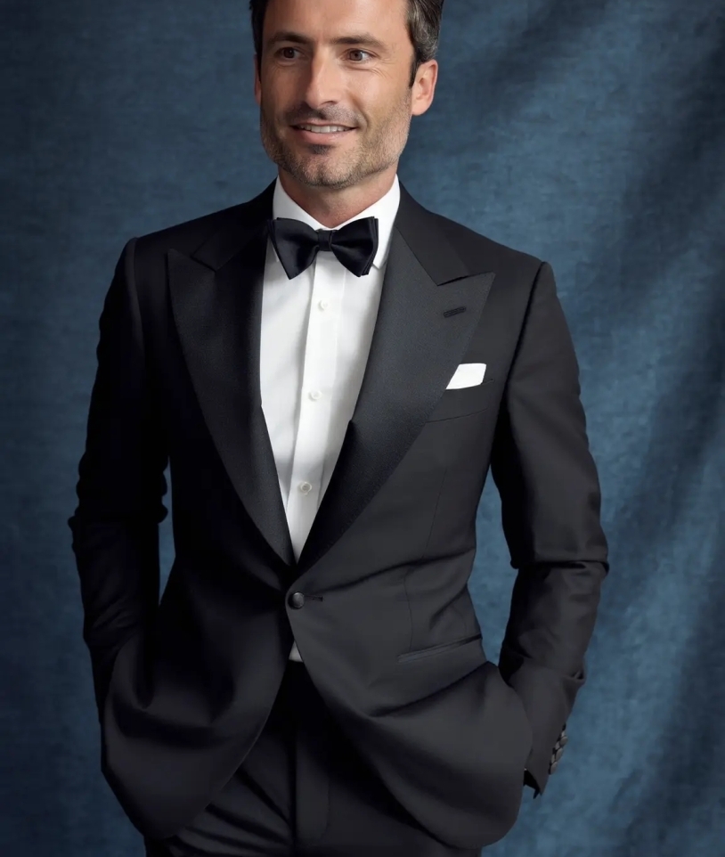 Smoking Noir Cran Aigu : Élégance et Style Inégalés