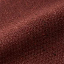 Costume de mariage bordeaux champêtre - élégance nature pour votre grand jour. — détail macro tissu