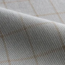 Veste bleu ciel large carreau marron automne — détail macro tissu