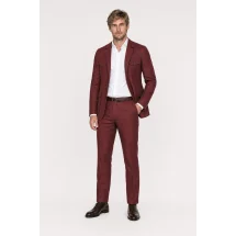 Veste saharienne lin bordeaux — porté décontracté veste ouverte