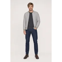 Blouson en nubuck gris clair MA1 Steve - Style et confort pour hommes — porté veste partiellement ouverte