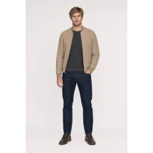 Blouson nubuck beige sable MA1 Steve — porté veste partiellement ouverte