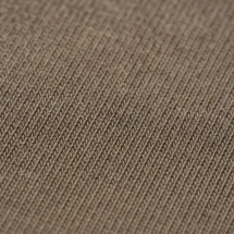 Pull polo manche courte brun — détail macro tissu