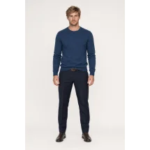 Pull col rond bleu indigo — porté face — sur mesure — Costume Privé Paris