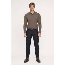 Pull polo manche longue brun — porté face — sur mesure — Costume Privé Paris