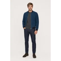 Blouson Suede bleu canard MA1 Steve — porté veste partiellement ouverte