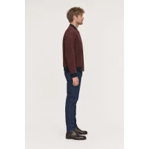 Blouson Suede bordeaux MA1 Steve — vue profil porté