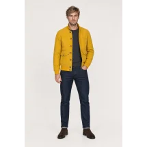 Blouson Nubuck jaune A1 Cary — porté veste partiellement ouverte