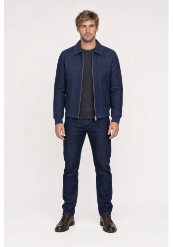 Blouson Nubuck bleu nuit A2 John — porté face — sur mesure — Costume Privé Paris