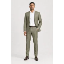 Costume mariage vert clair champêtre — porté décontracté veste ouverte