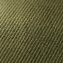Veste vert kaki plastron amovible — détail macro tissu