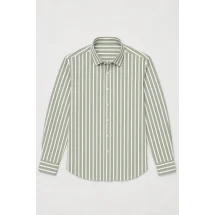 Chemise vert olive à rayures blanches - Style élégant pour hommes. — packshot ensemble