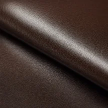 Chaussures derby marron patiné — détail matière macro