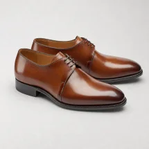 Chaussures derby cognac patiné — packshot — Costume Privé Paris