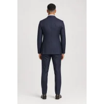 Costume Bleu foncé grain caviar — vue de dos porté