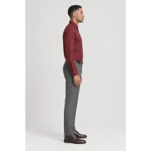 Chemise carreaux rouge — vue profil portée