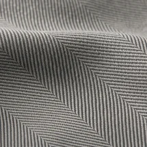 Chemise Denim Gris — détail macro tissu et col