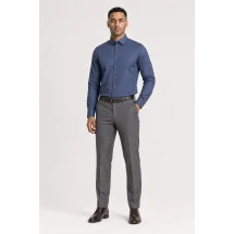 Chemise Bleu Foncé Oxford — portée veste ouverte décontractée