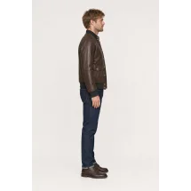 Blouson Cuir marron glacé A1 Cary — vue profil porté