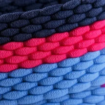 Ceinture Tressée rose bleu — détail matière macro