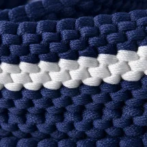 Ceinture Tressée grosse maille bleu — détail matière macro
