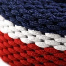 Ceinture Tressée tricolore — détail matière macro