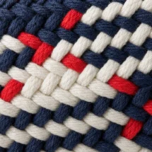 Ceinture Tressée Bleu Blanc Rouge — détail matière macro