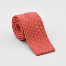 Cravate Tricot corail — packshot — Costume Privé Paris