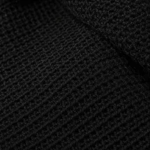 Cravate Tricot noir — détail matière macro