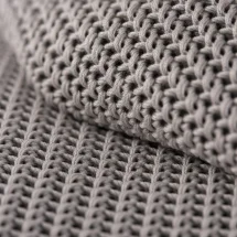 Cravate Tricot Gris Clair — détail matière macro