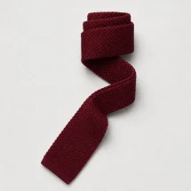 Cravate Tricot Bordeaux — packshot — Costume Privé Paris