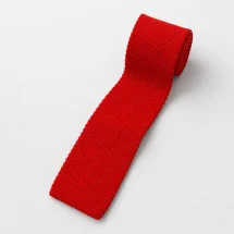 Cravate Tricot Rouge Vif — packshot — Costume Privé Paris
