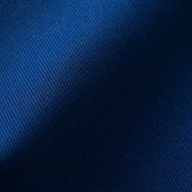 Smoking bleu intense galon soie — détail macro tissu