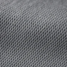 Smoking gris clair col châle — détail macro tissu