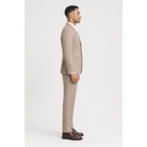 Blazer beige tweed été — vue profil porté